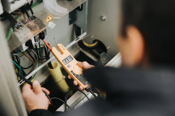 Best Licensed Electrician  in Salem Lakes, WI